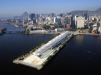 Secretário-geral da ONU visita o Museu do Amanhã e recebe convite para participar de fórum no Rio