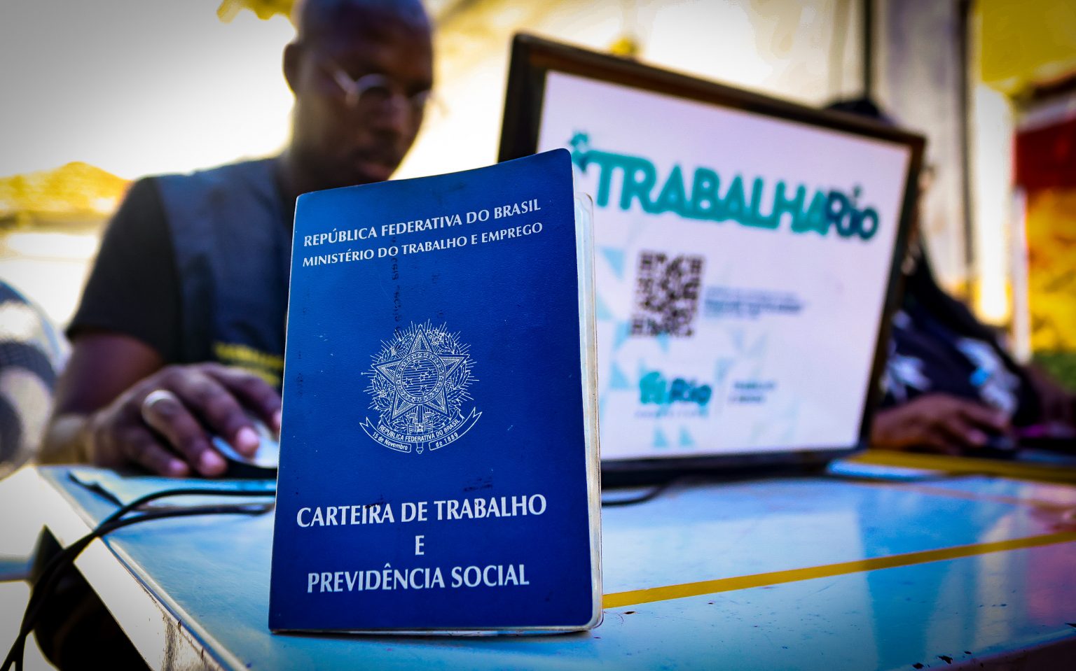 Rio está com 1.566 vagas de emprego abertas. Confira as oportunidades